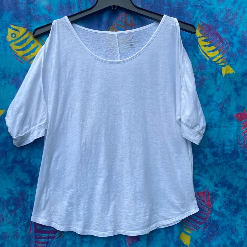 White, cotton, cold-shoulder top, women’s size Large